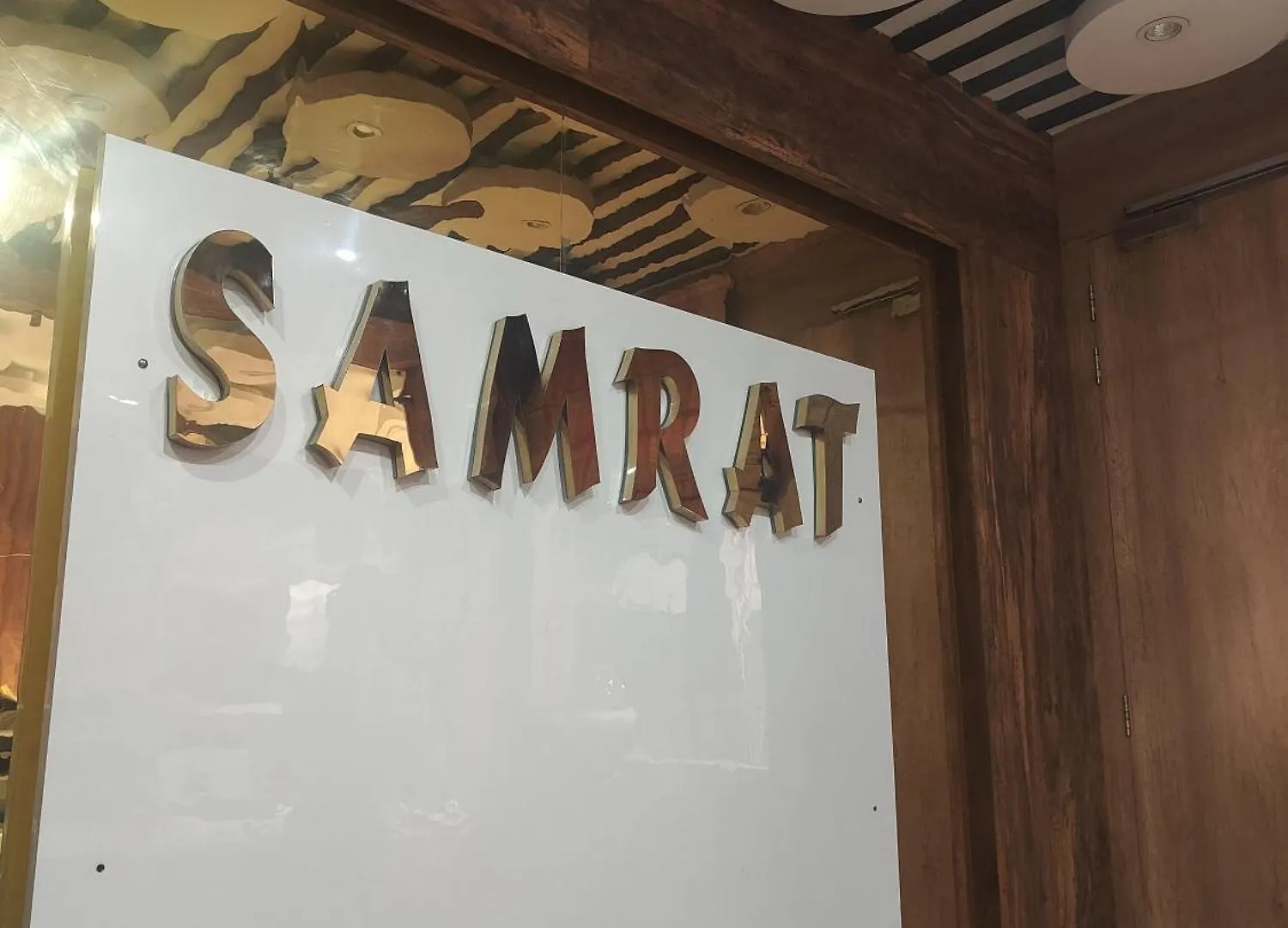 Hotel Samrat Gurgaon